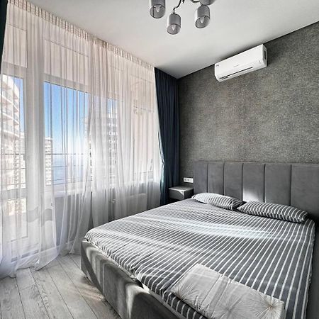 48 Pearl Cozy Apartment Odessa Eksteriør billede