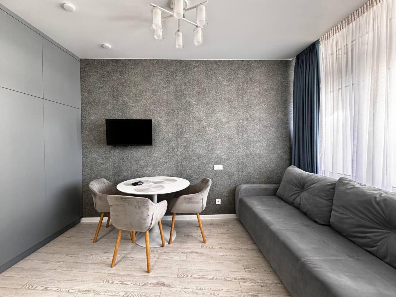 48 Pearl Cozy Apartment Odessa Eksteriør billede