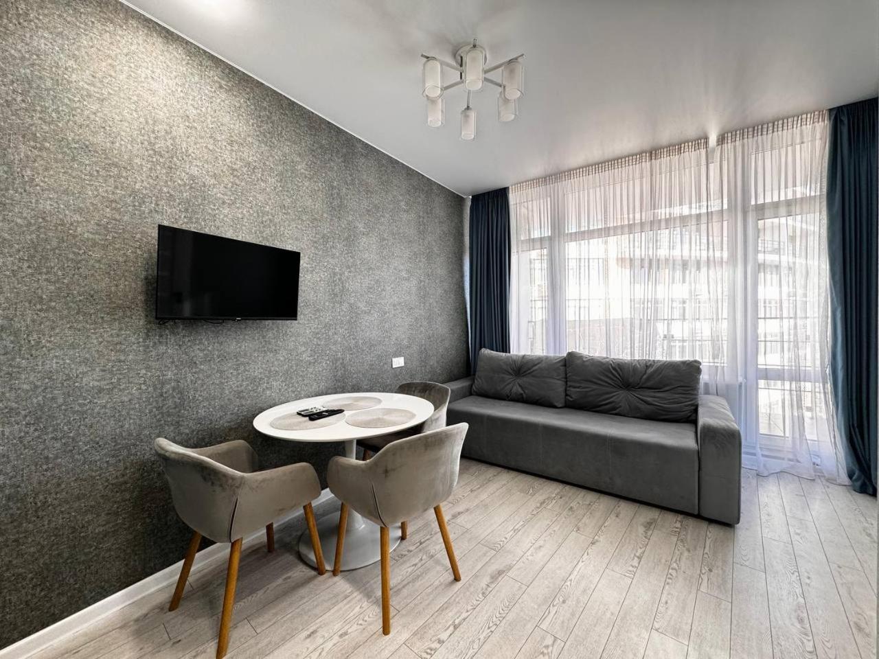 48 Pearl Cozy Apartment Odessa Eksteriør billede